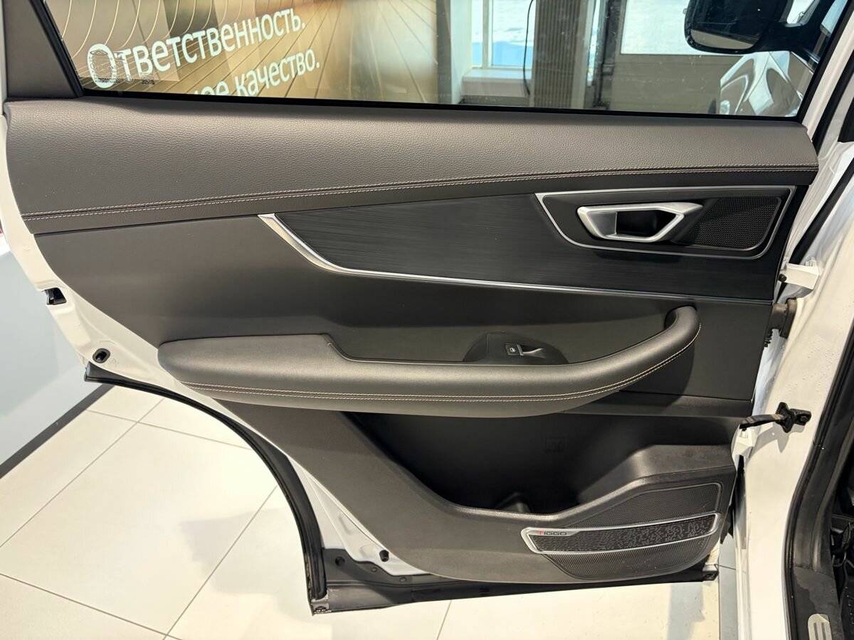Chery Tiggo 8 б/у, 2023, Роботизированная. Фото: #9