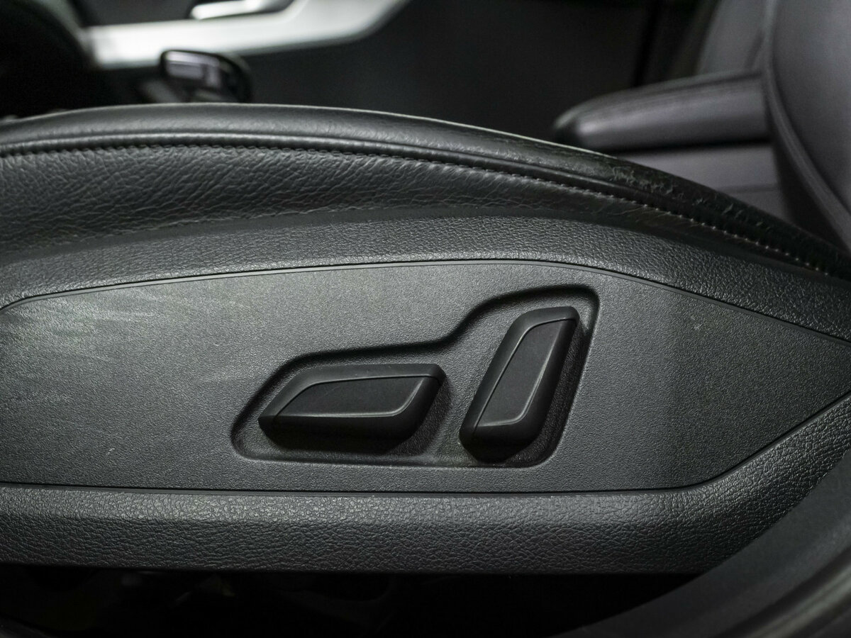 Audi A4 б/у, 2018, Роботизированная. Фото: #17