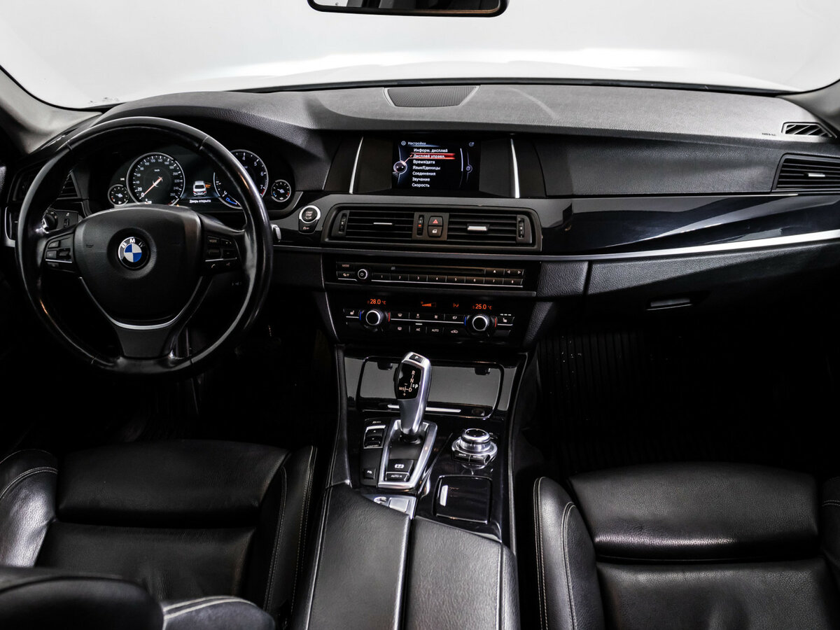 BMW 5 серии б/у, 2015, Автоматическая. Фото: #9