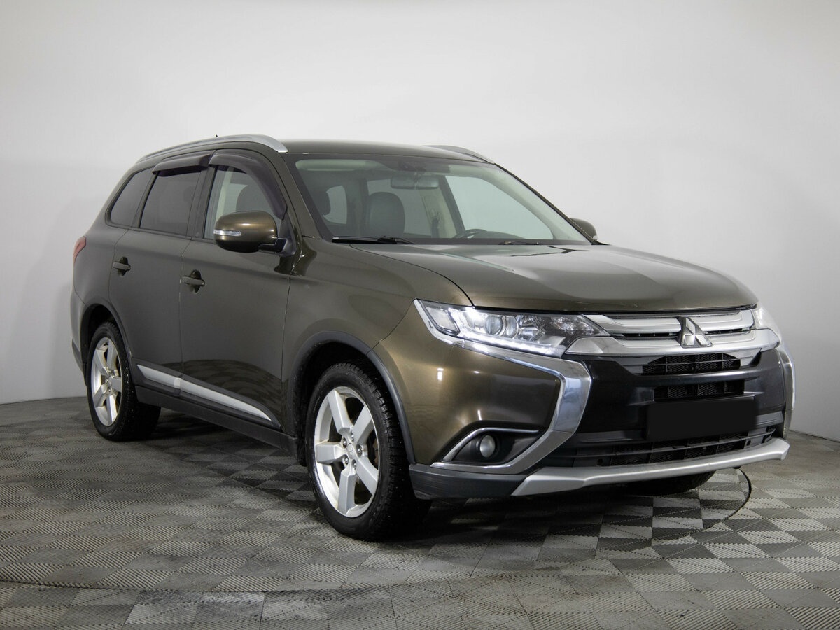 Mitsubishi Outlander б/у, 2016, Вариатор. Фото: #2
