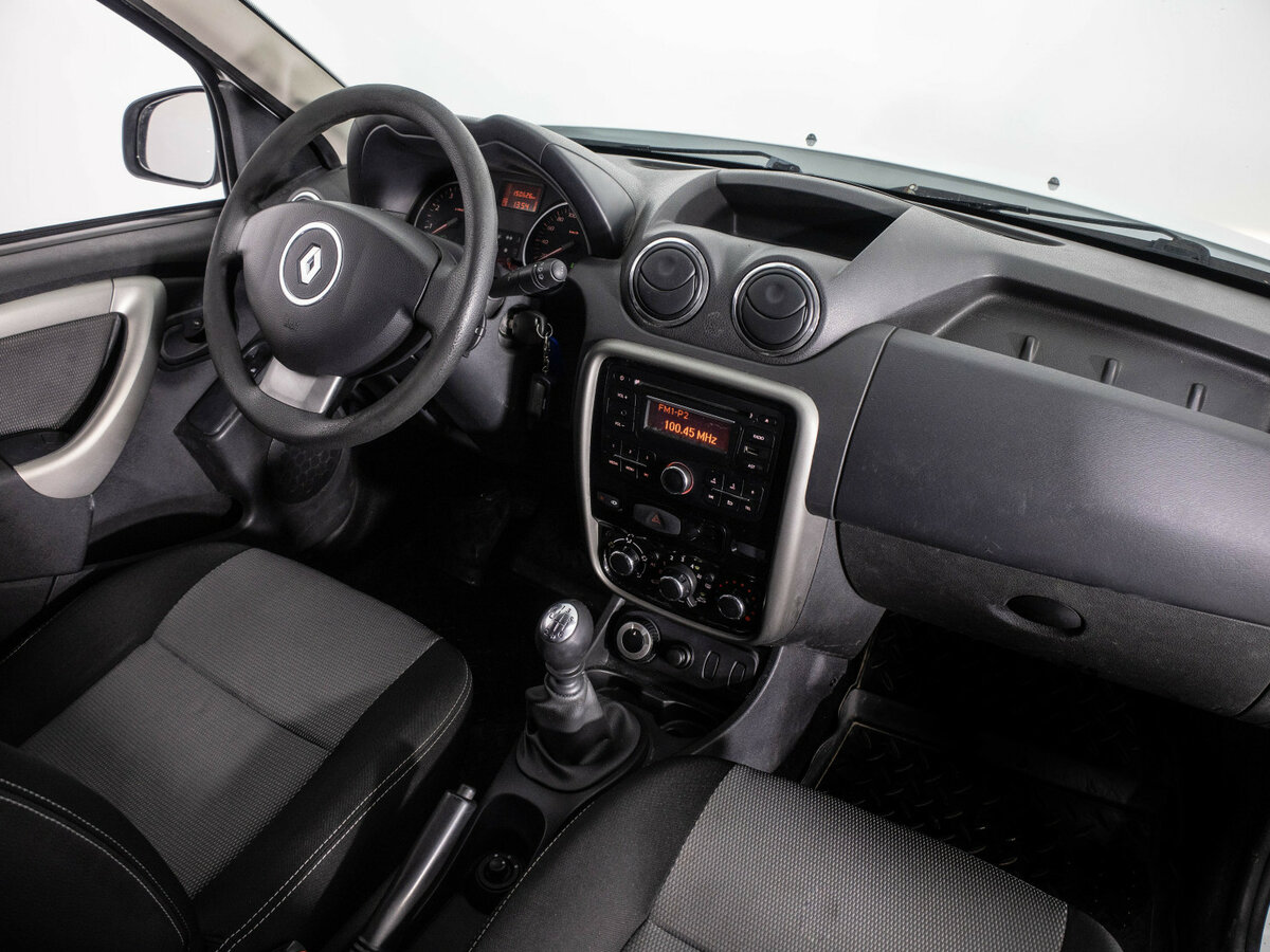 Renault Duster б/у, 2014, Механическая. Фото: #14