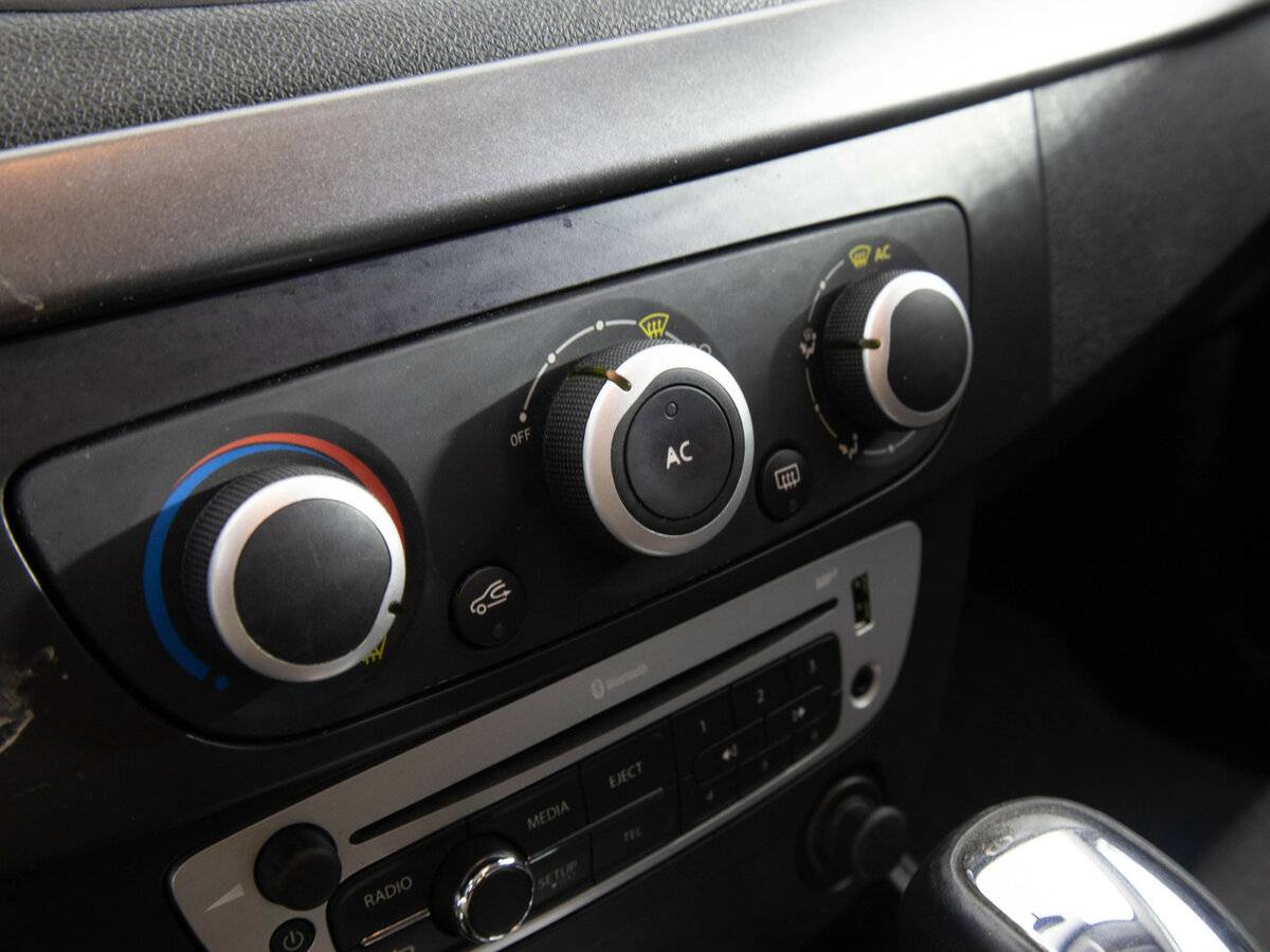 Renault Fluence б/у, 2014, Вариатор. Фото: #9