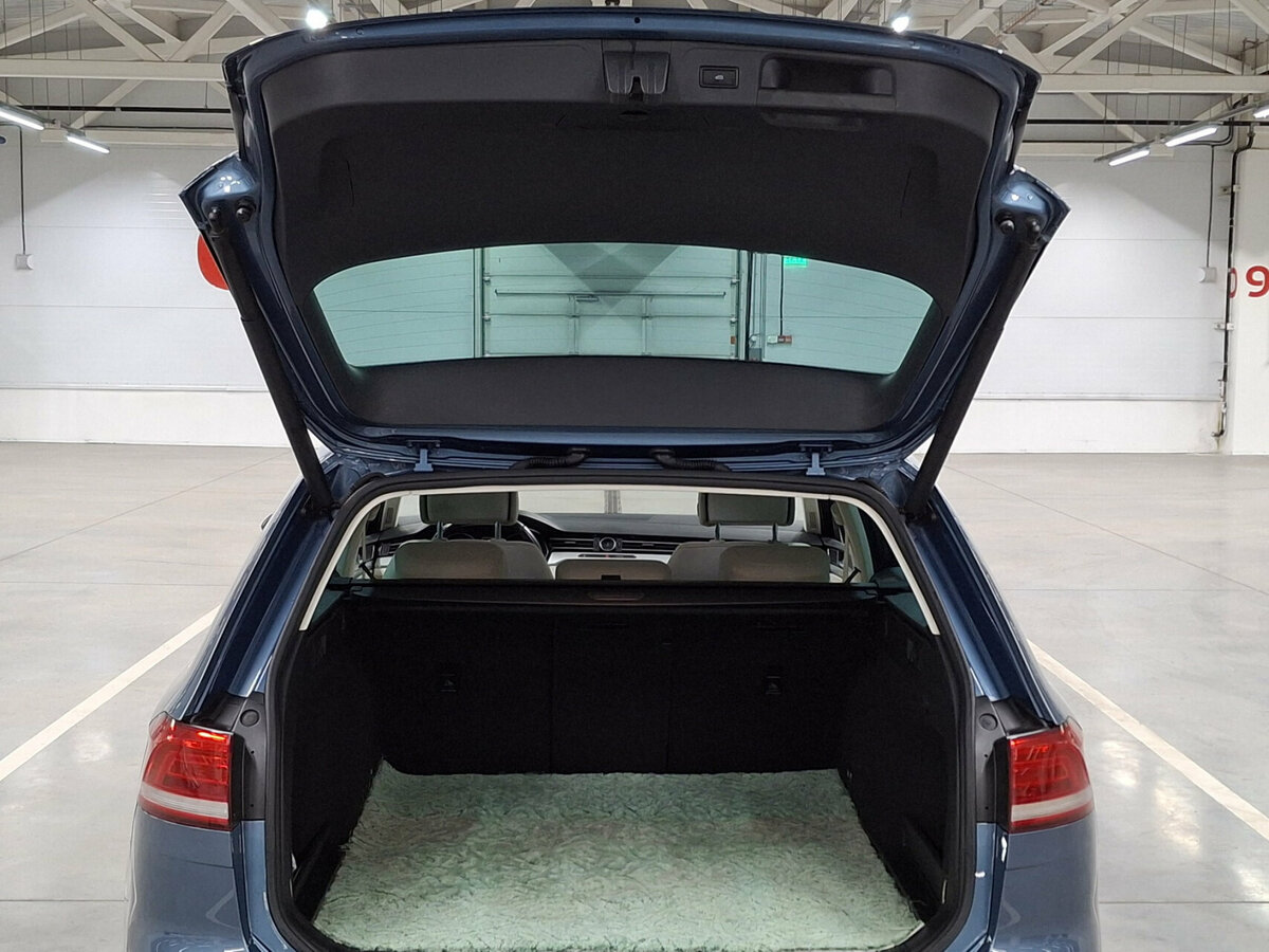 Volkswagen Passat б/у, 2018, Роботизированная. Фото: #9