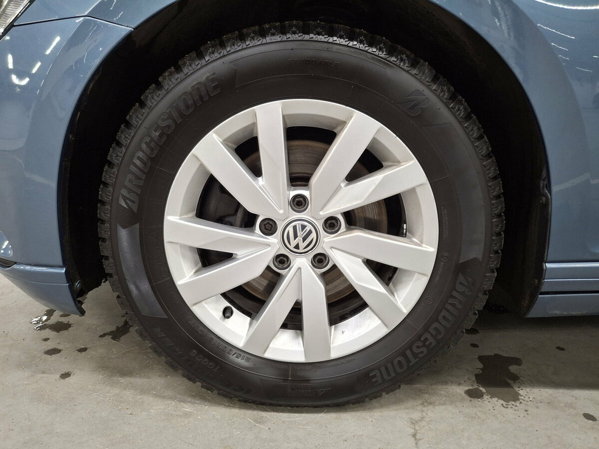 Volkswagen Passat б/у, 2018, Роботизированная. Фото: #17