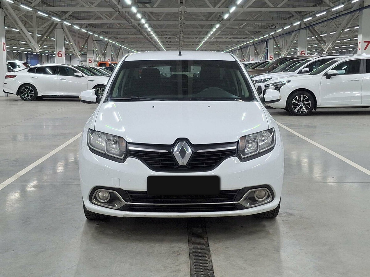 Renault Logan б/у, 2017, Автоматическая. Фото: #1