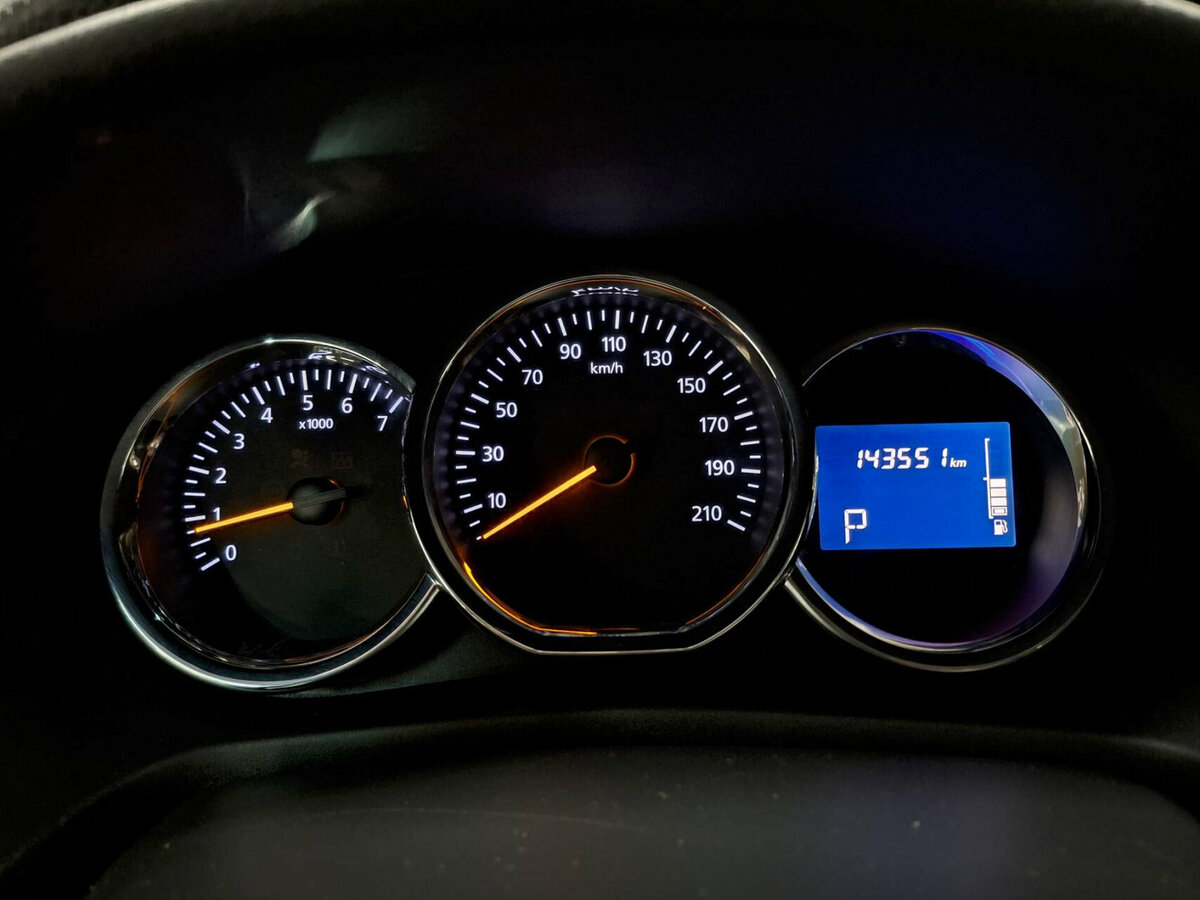 Renault Logan б/у, 2017, Автоматическая. Фото: #12