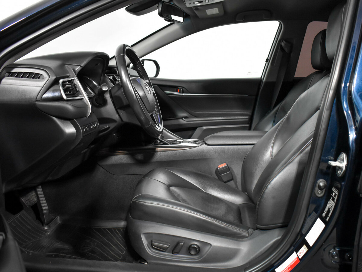 Тойота Камри б/у, 2018, Автоматическая. Фото: #9