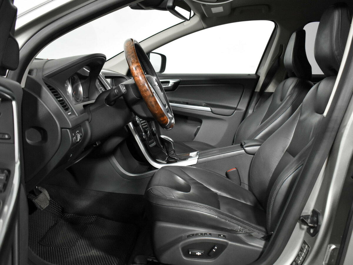 Volvo XC60 б/у, 2012, Автоматическая. Фото: #10