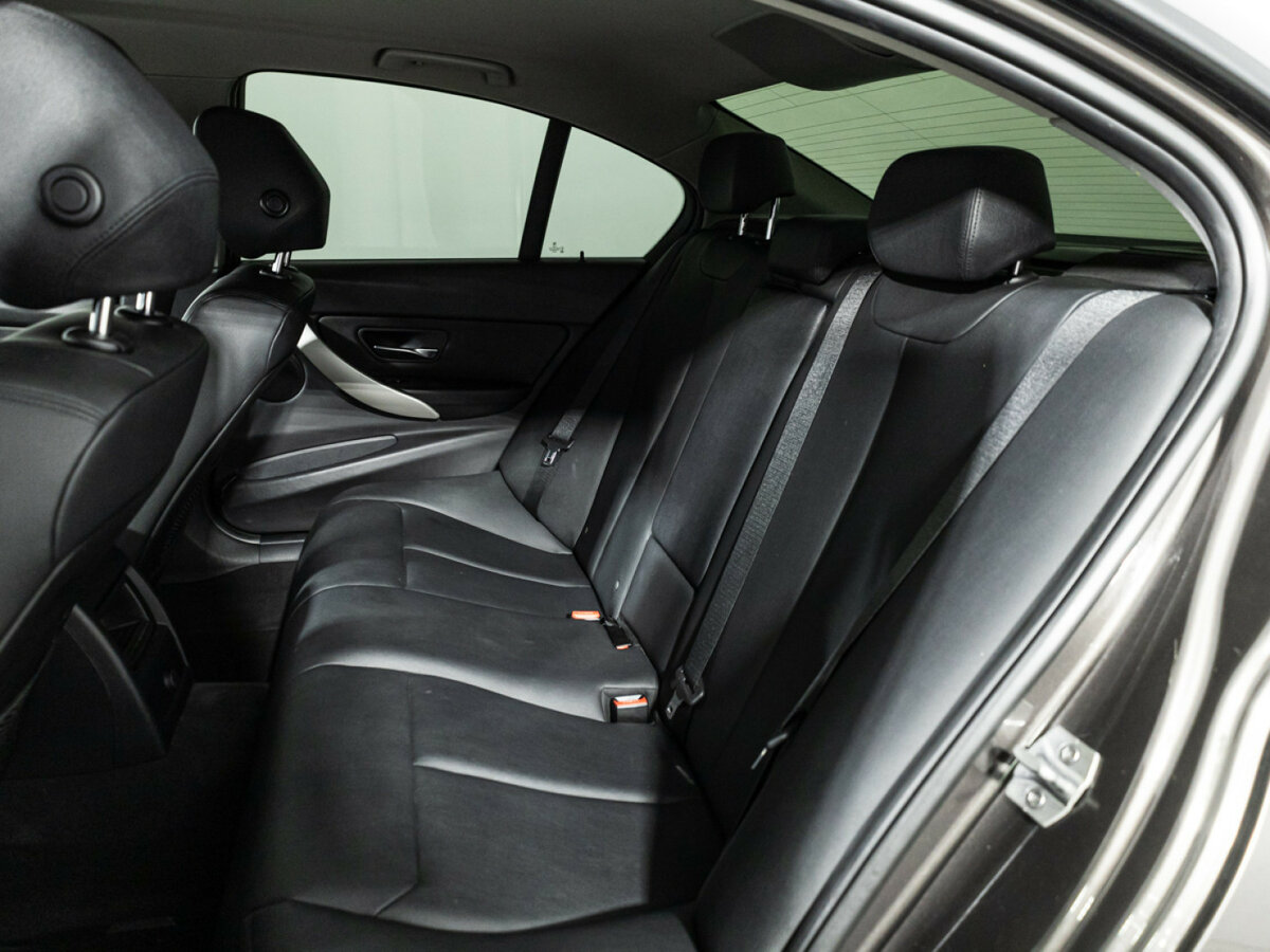 BMW 3 серии б/у, 2015, Автоматическая. Фото: #9