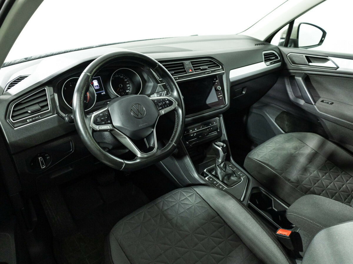 Volkswagen Tiguan б/у, 2021, Роботизированная. Фото: #10