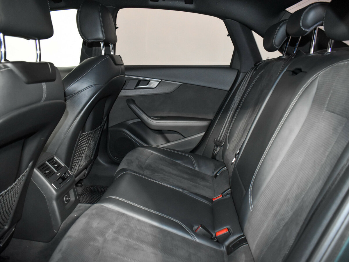 Audi A4 б/у, 2017, Роботизированная. Фото: #10