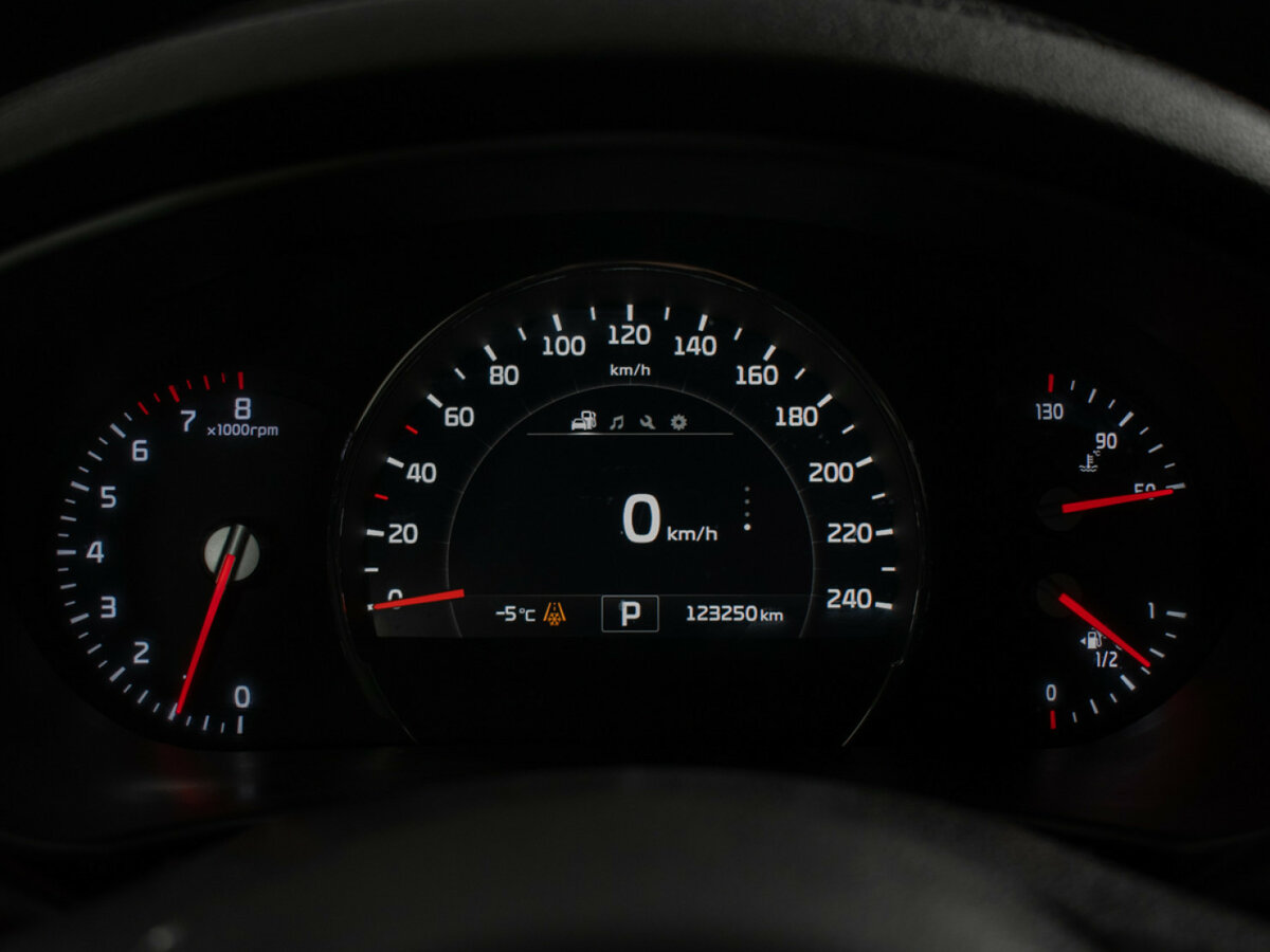 Kia Sorento б/у, 2017, Автоматическая. Фото: #11