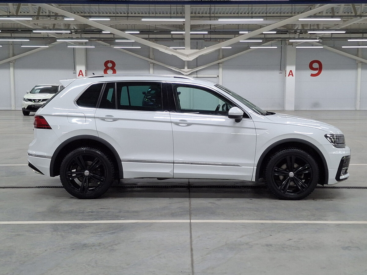 Volkswagen Tiguan б/у, 2020, Роботизированная. Фото: #3