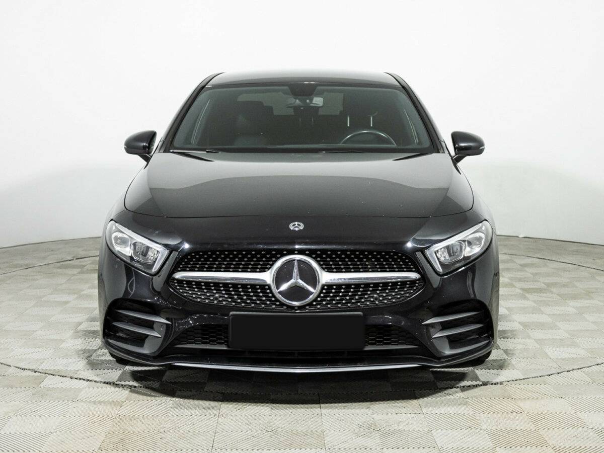 Mercedes-Benz A-Класс б/у, 2019, Роботизированная. Фото: #1