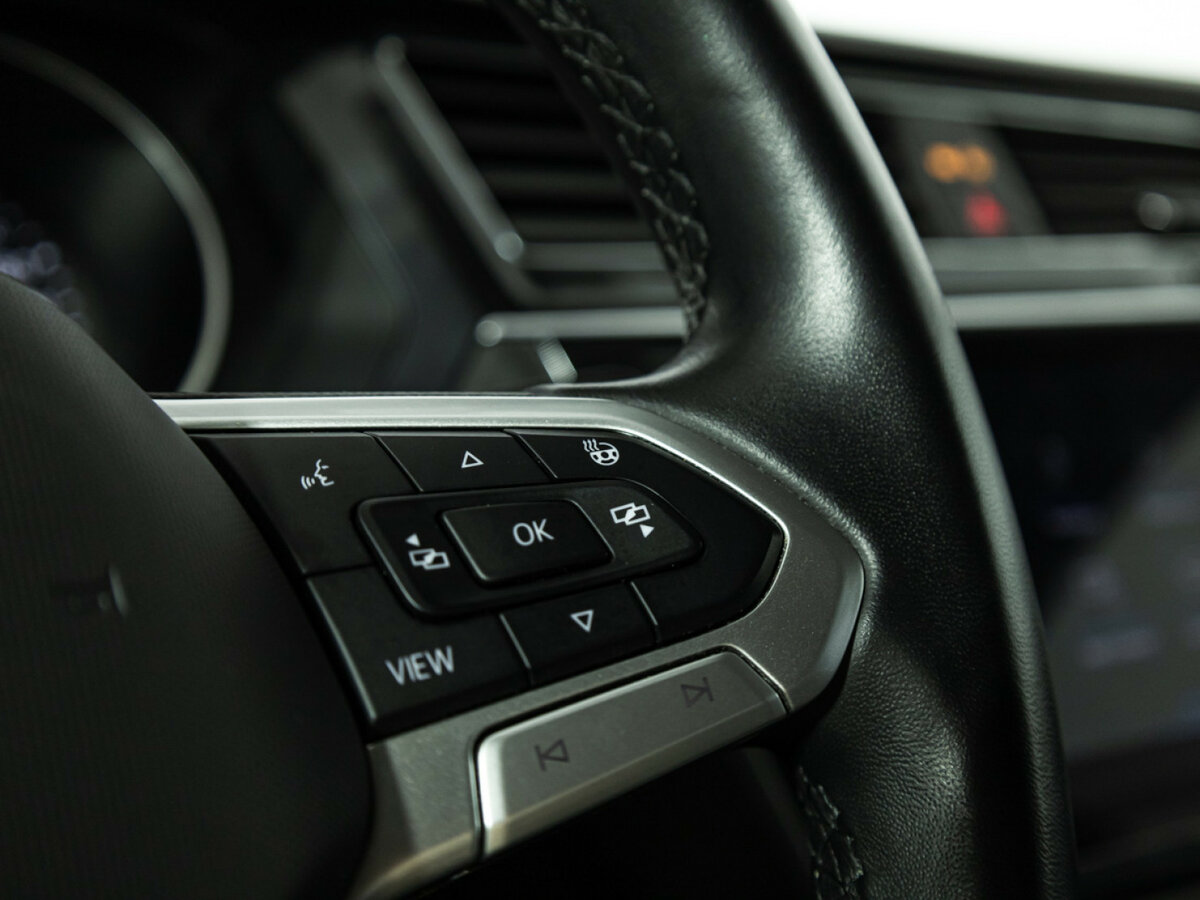 Volkswagen Tiguan б/у, 2022, Роботизированная. Фото: #15