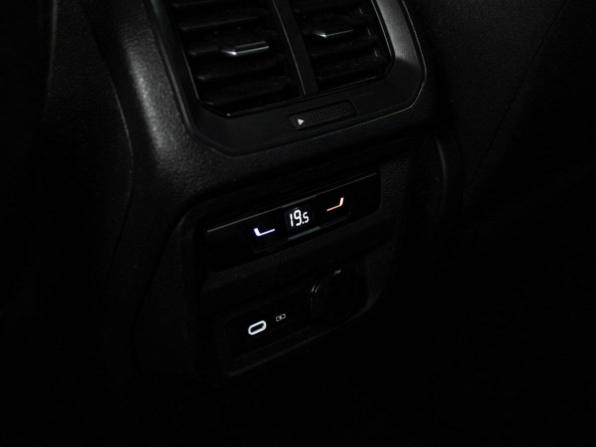 Volkswagen Tiguan б/у, 2022, Роботизированная. Фото: #16