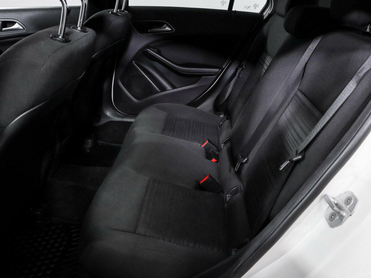 Mercedes-Benz A-Класс б/у, 2014, Роботизированная. Фото: #6