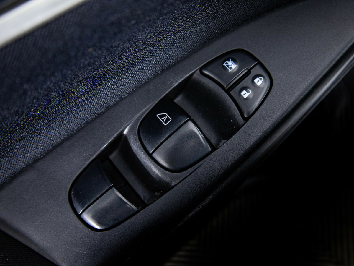 Ниссан Тиида б/у, 2015, Вариатор. Фото: #11