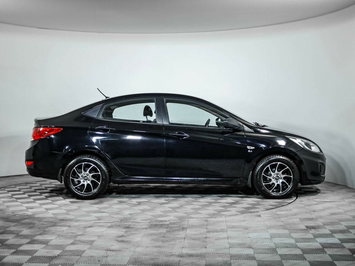 Hyundai Solaris б/у, 2013, Автоматическая. Фото: #3