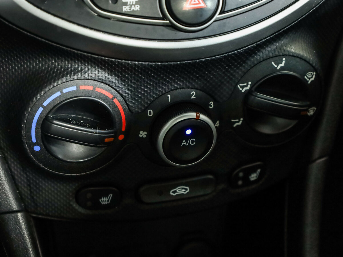 Hyundai Solaris б/у, 2013, Автоматическая. Фото: #15