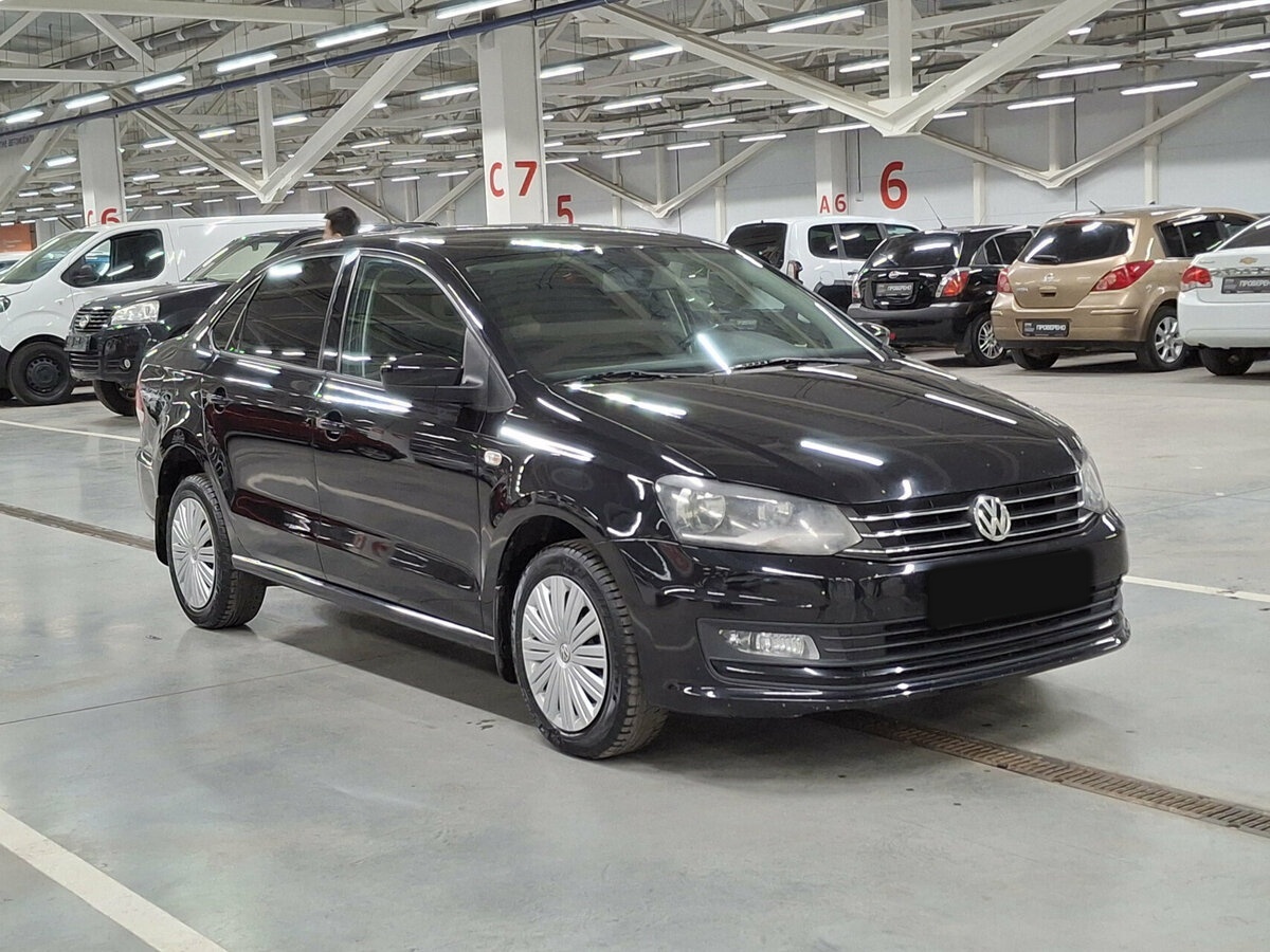 Volkswagen Polo б/у, 2017, Автоматическая. Фото: #2