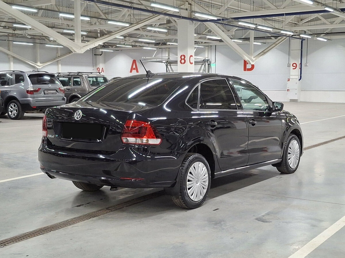 Volkswagen Polo б/у, 2017, Автоматическая. Фото: #4