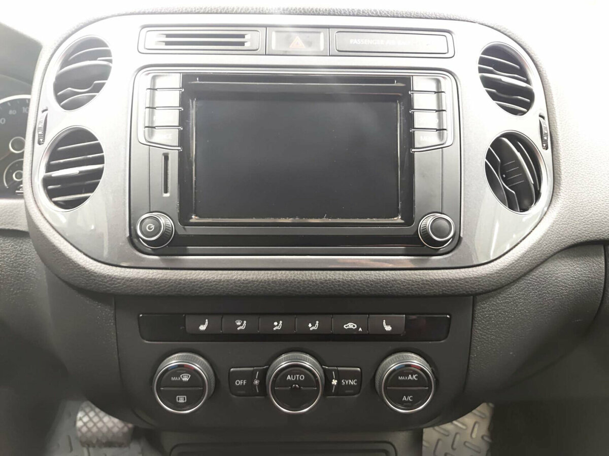 Volkswagen Tiguan б/у, 2016, Автоматическая. Фото: #14