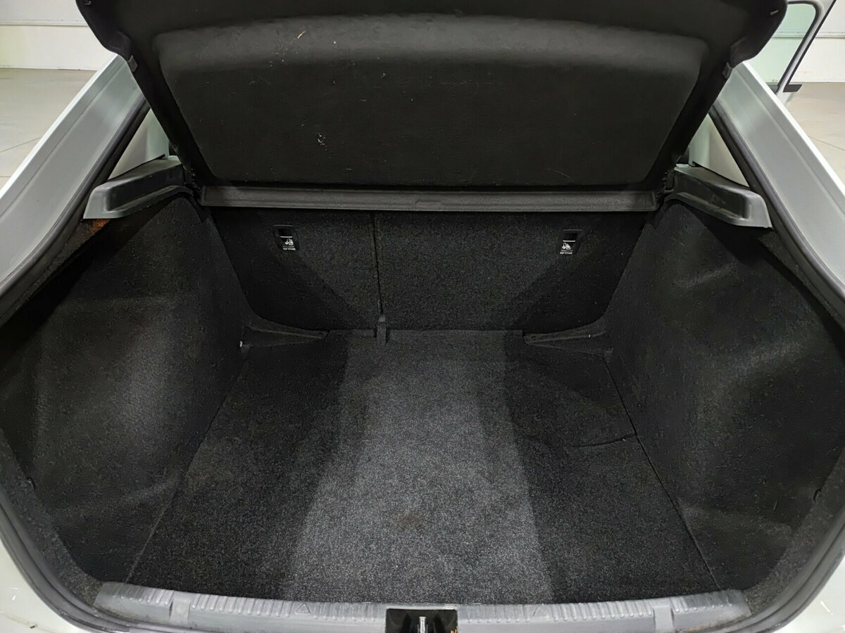 Volkswagen Polo б/у, 2021, Автоматическая. Фото: #9