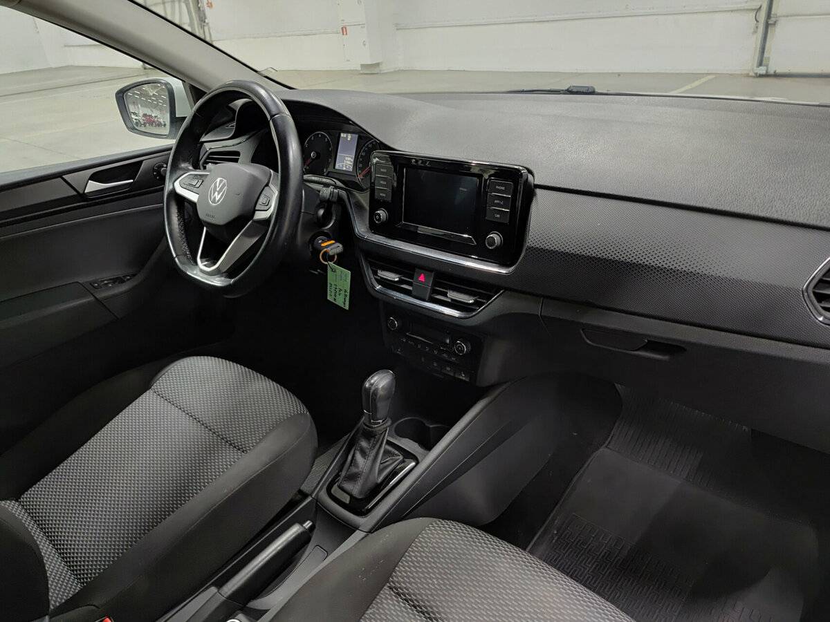 Volkswagen Polo б/у, 2021, Автоматическая. Фото: #10