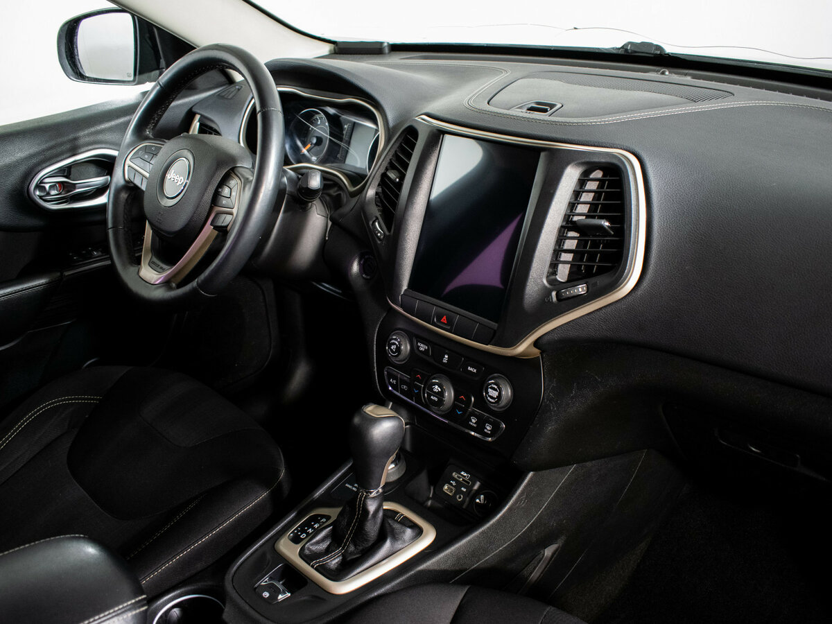 Jeep Cherokee б/у, 2014, Автоматическая. Фото: #9