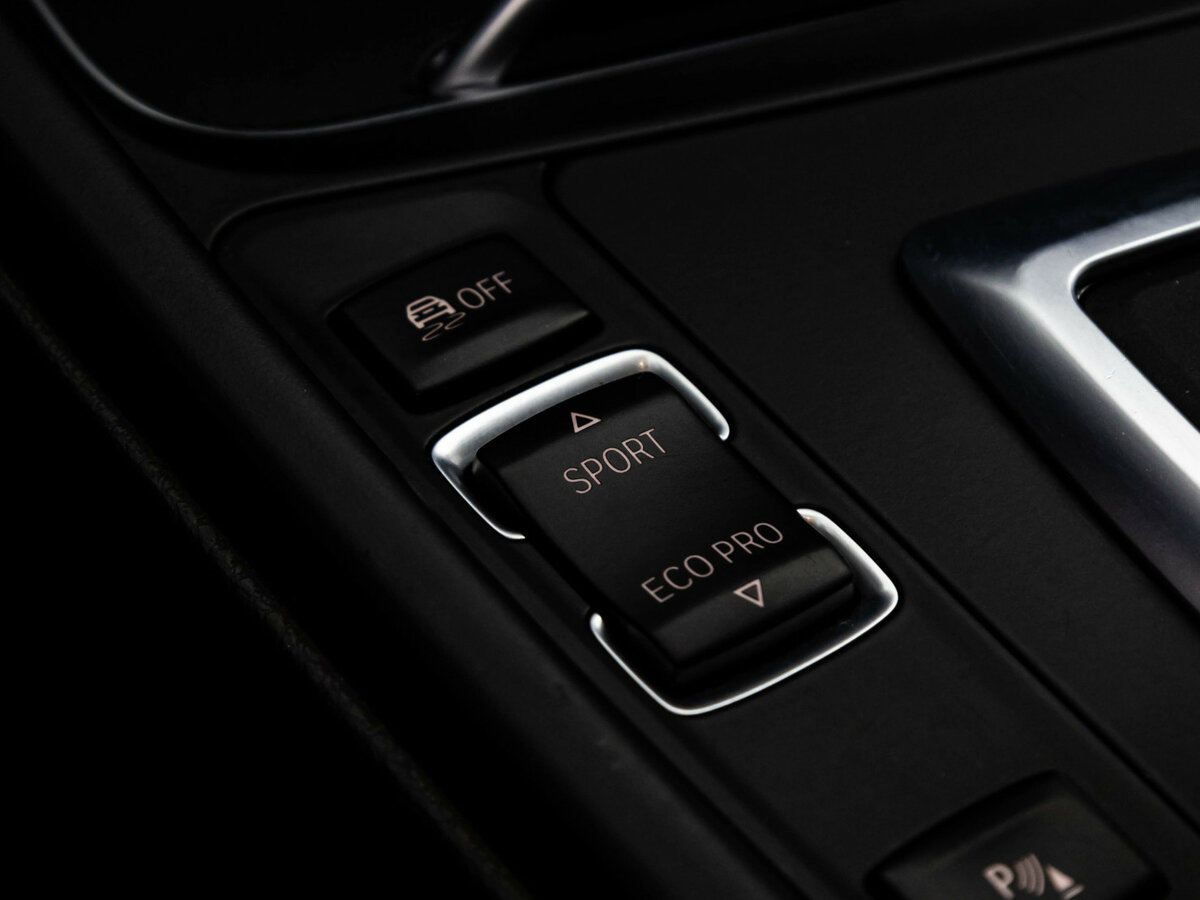 BMW 3 серии б/у, 2016, Автоматическая. Фото: #12