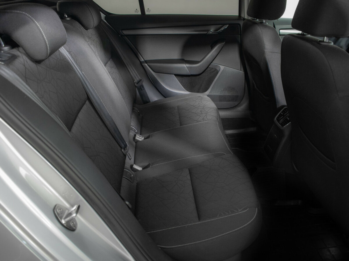 Skoda Octavia б/у, 2018, Роботизированная. Фото: #9