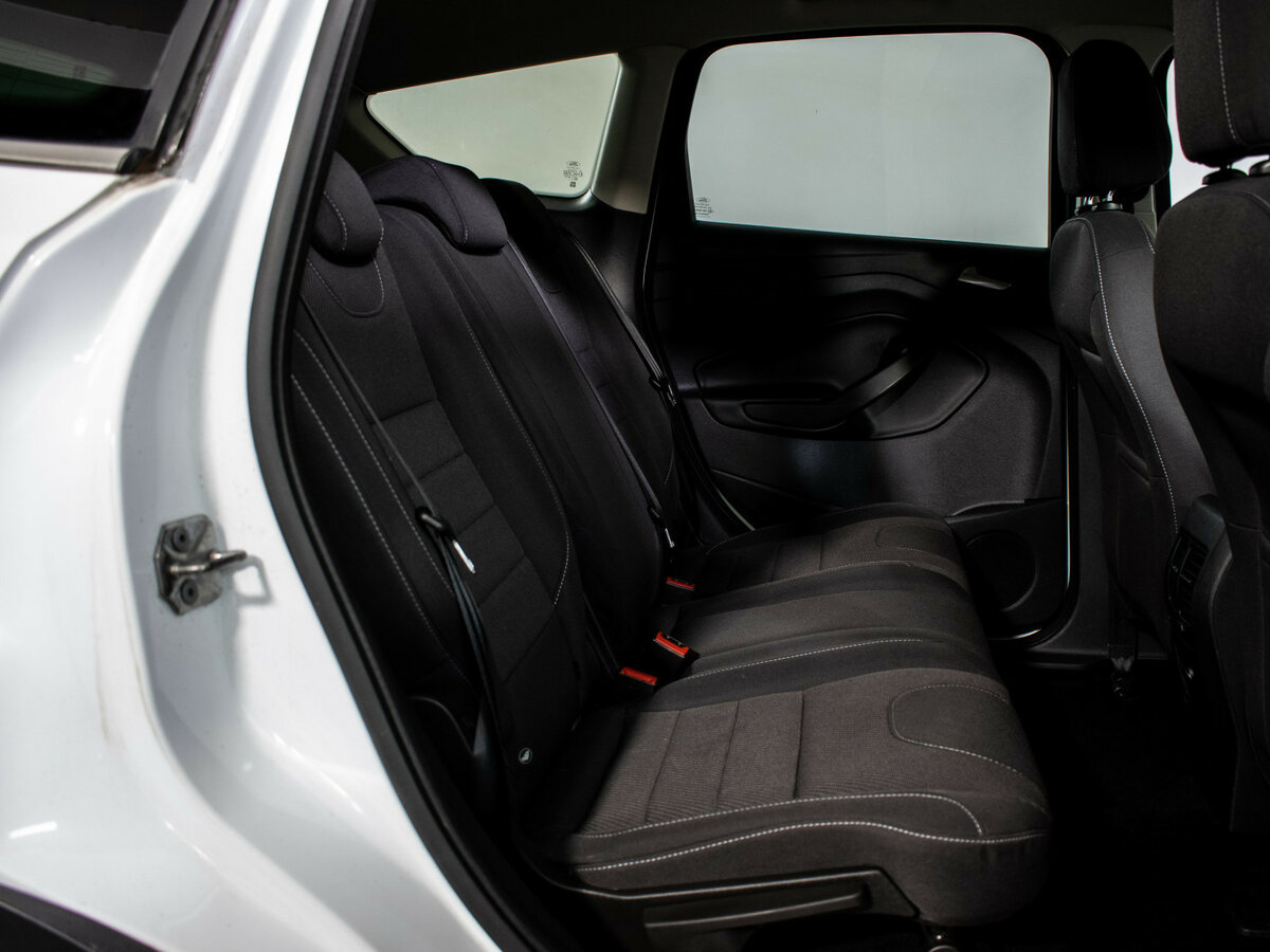 Ford Kuga б/у, 2015, Автоматическая. Фото: #6