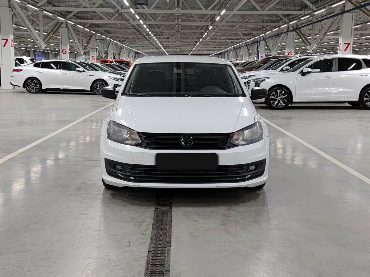 Volkswagen Polo б/у, 2017, Механическая. Фото: #1