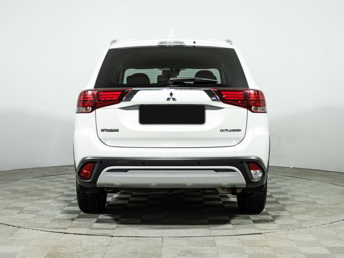 Mitsubishi Outlander б/у, 2018, Вариатор. Фото: #4