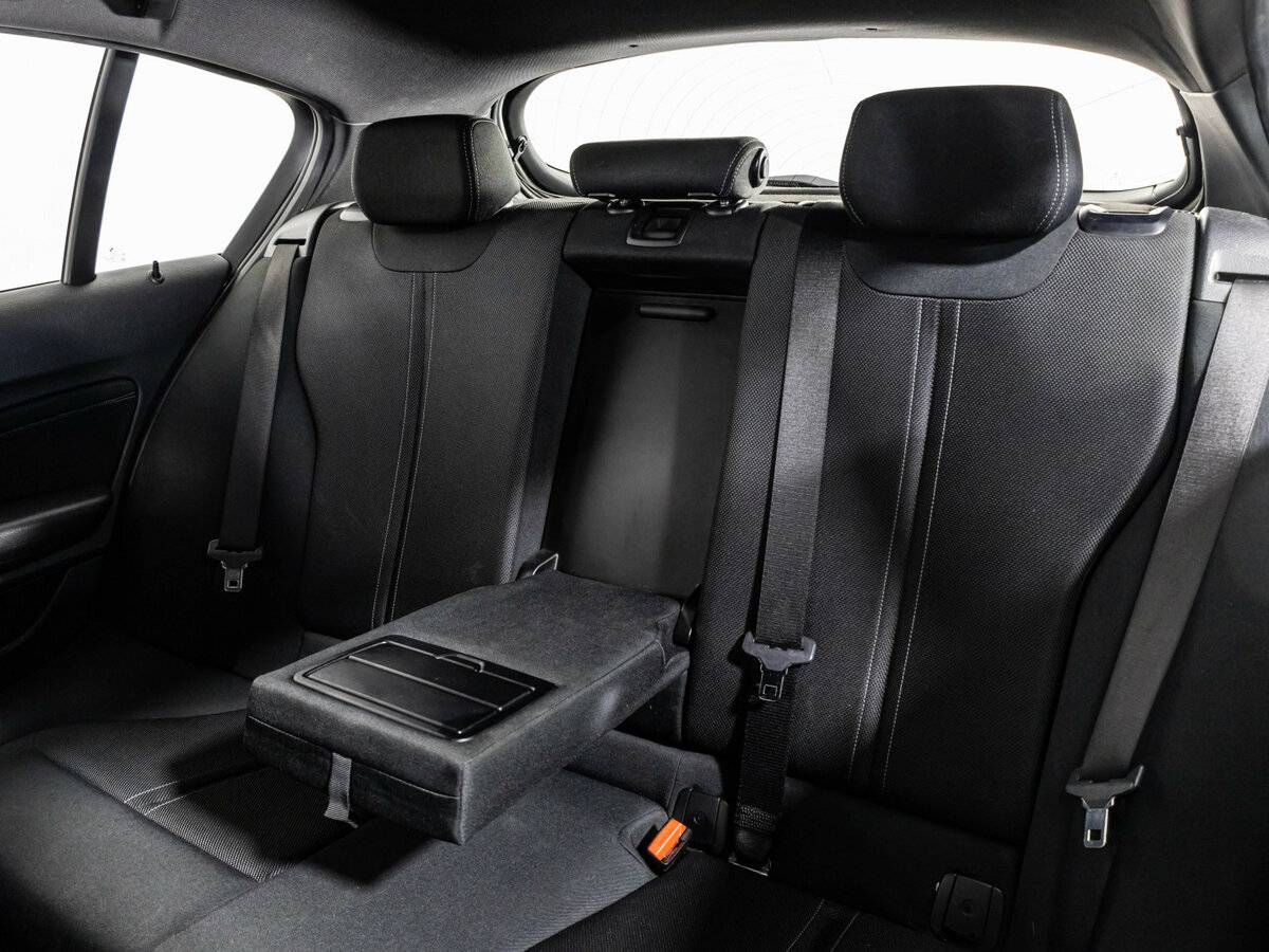 BMW 1 серии б/у, 2019, Автоматическая. Фото: #21