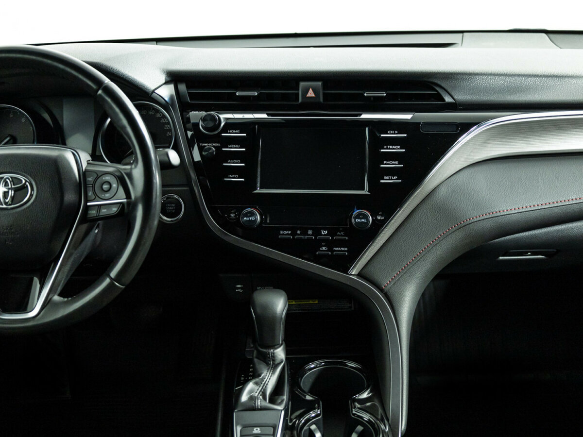 Toyota Camry б/у, 2020, Автоматическая. Фото: #11