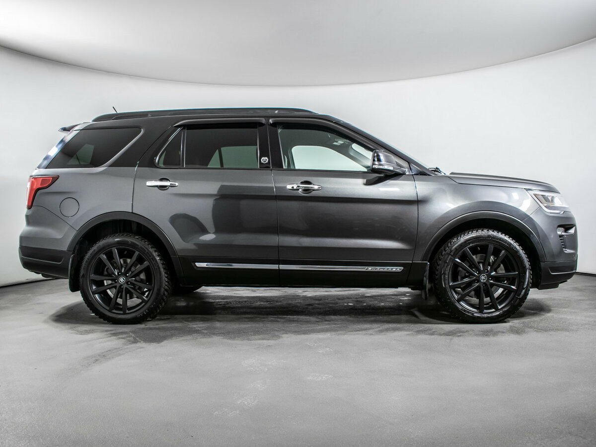 Ford Explorer б/у, 2018, Автоматическая. Фото: #3