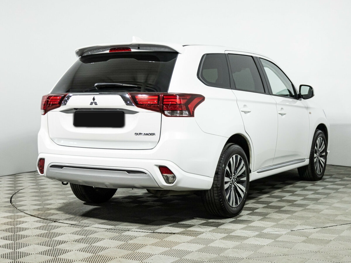 Mitsubishi Outlander б/у, 2022, Вариатор. Фото: #3