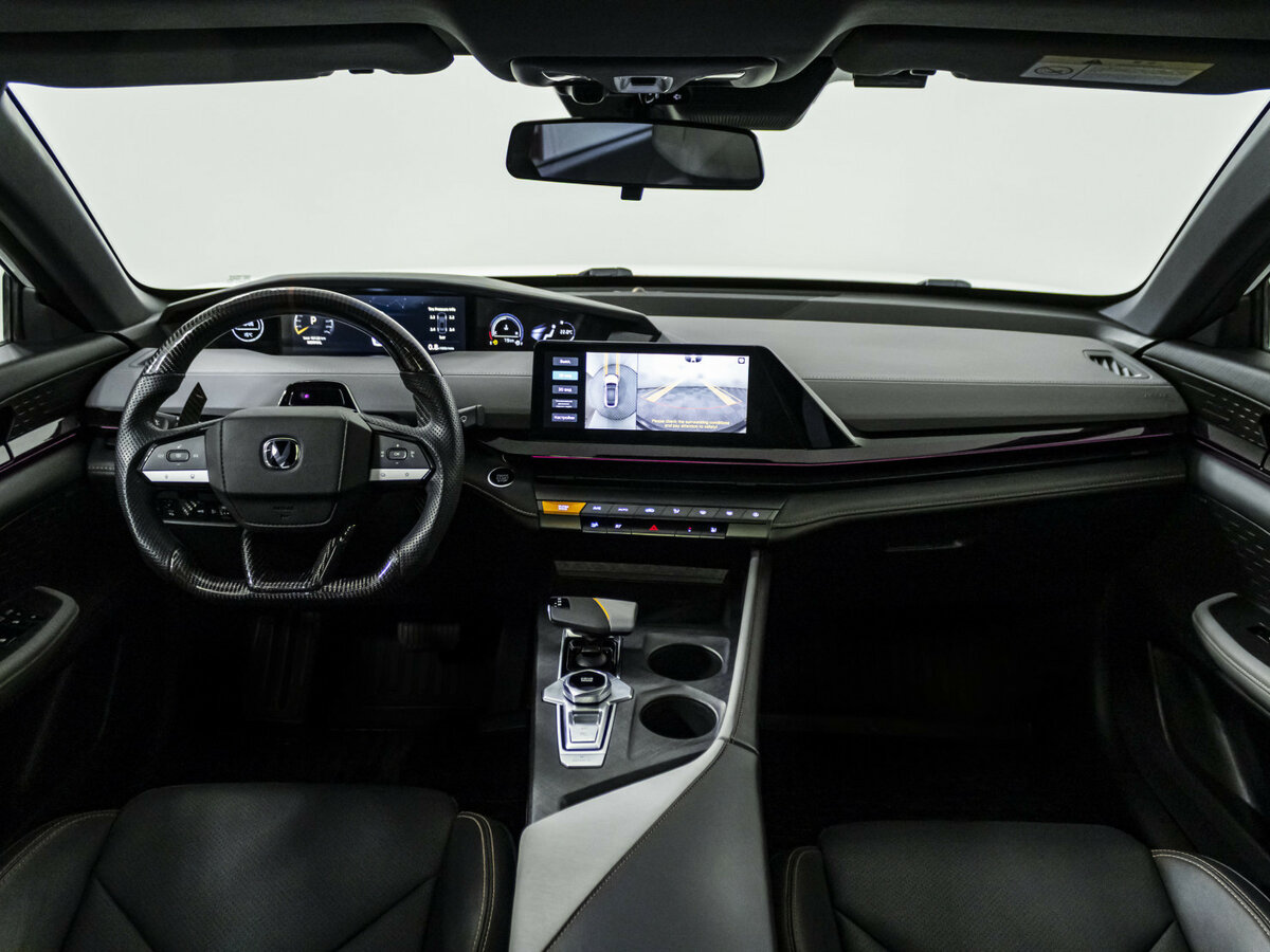 Changan UNI-V б/у, 2023, Роботизированная. Фото: #12