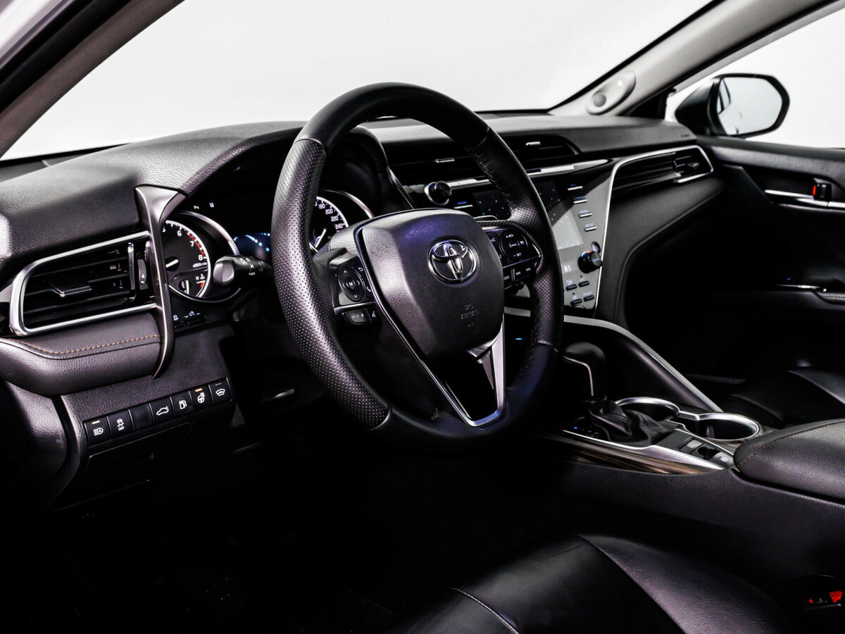 Тойота Камри б/у, 2019, Автоматическая. Фото: #11