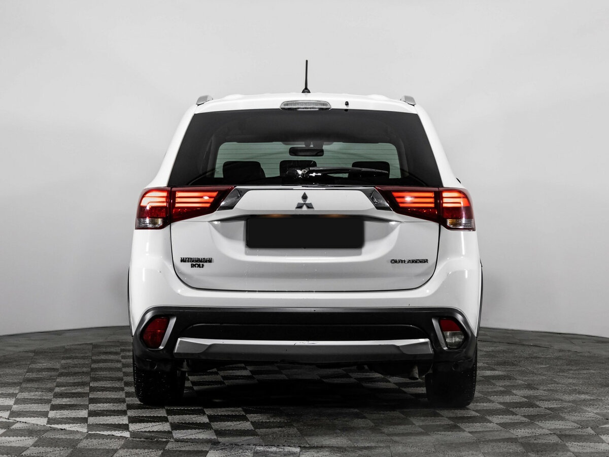 Mitsubishi Outlander б/у, 2016, Вариатор. Фото: #4