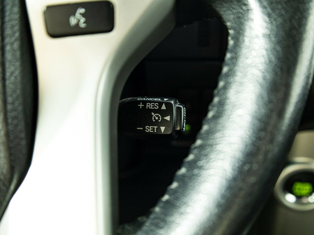 Toyota Land Cruiser Prado б/у, 2013, Автоматическая. Фото: #20