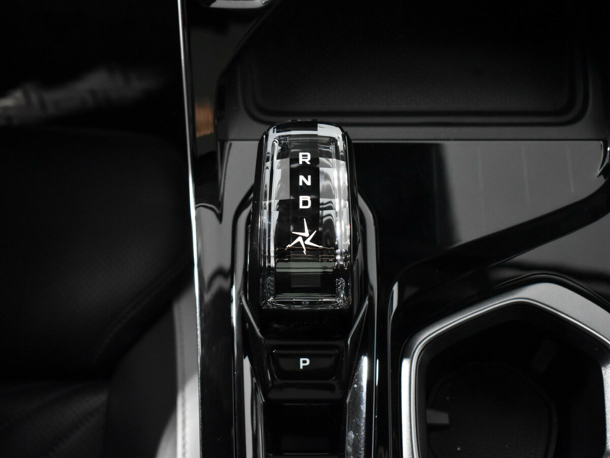 Geely Atlas б/у, 2024, Автоматическая. Фото: #8