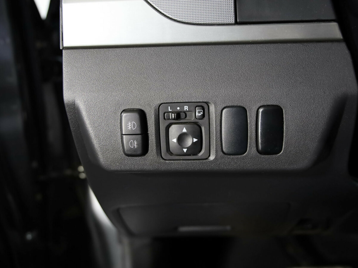 Mitsubishi Pajero б/у, 2015, Автоматическая. Фото: #15