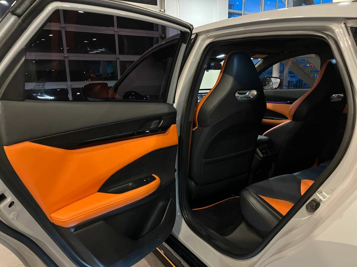 Changan UNI-V б/у, 2023, Роботизированная. Фото: #20