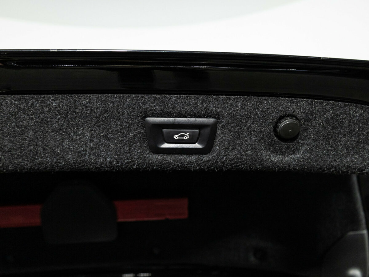 BMW 5 серии б/у, 2017, Автоматическая. Фото: #17