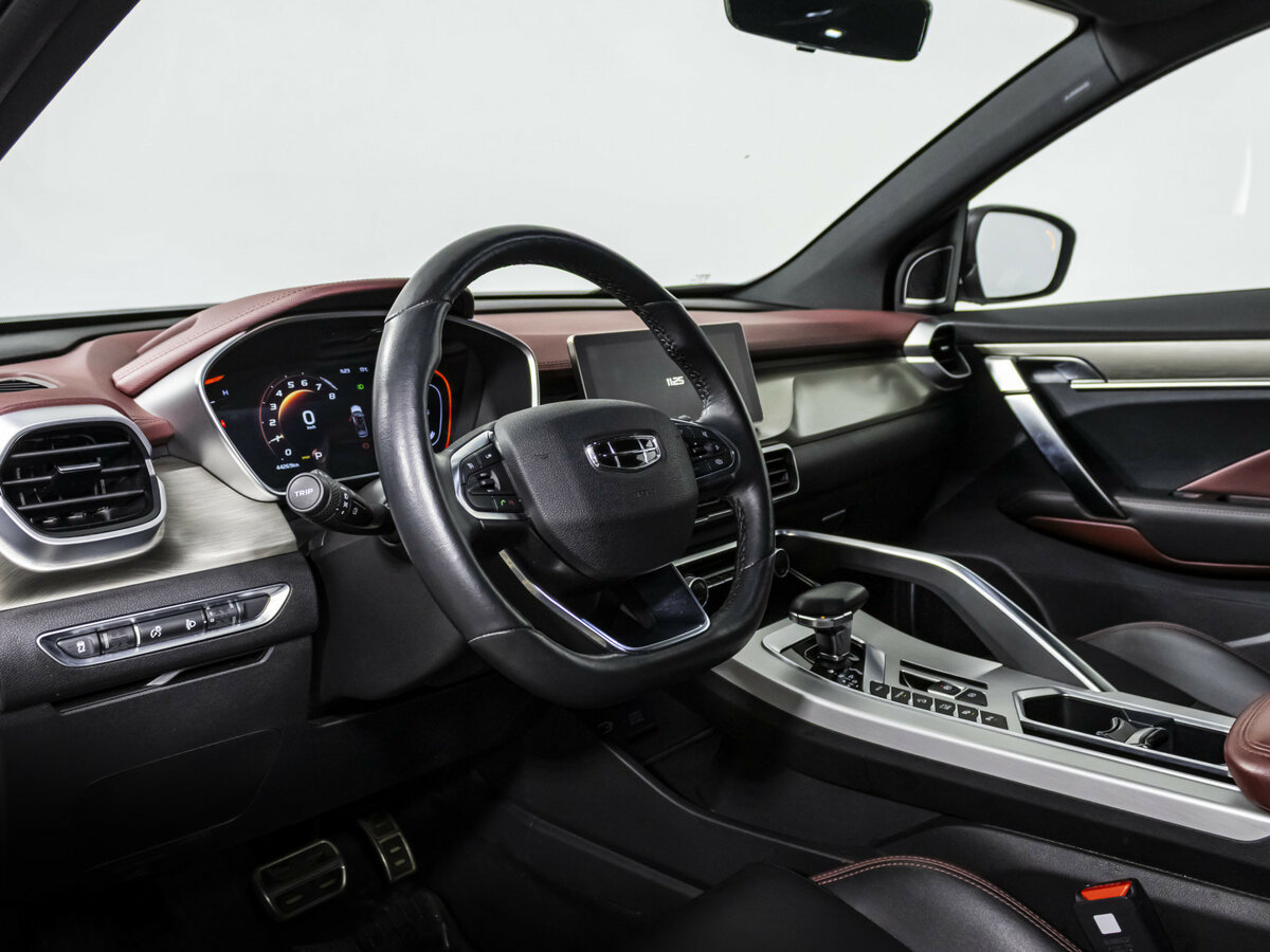 Geely Coolray б/у, 2022, Роботизированная. Фото: #8