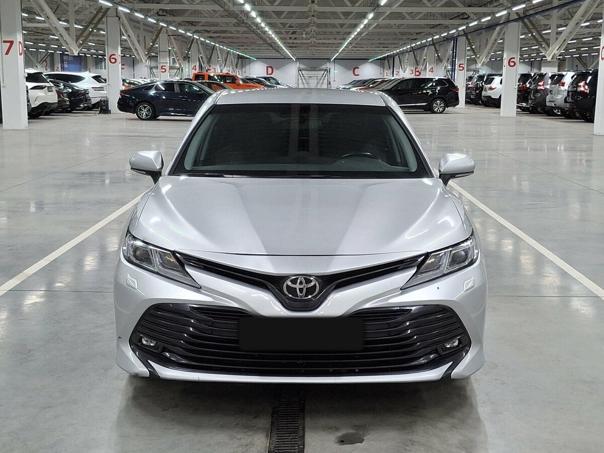 Toyota Camry б/у, 2018, Автоматическая. Фото: #1