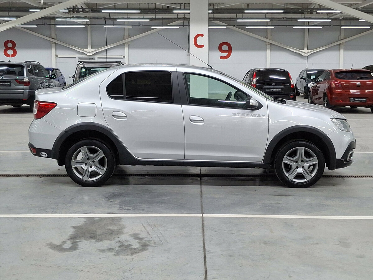 Renault Logan б/у, 2020, Автоматическая. Фото: #3